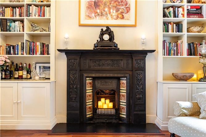 https://photos-a.propertyimages.ie/media/1/1/7/4956711/3be8d558-1bdc-440d-af9f-fd2814f3c6b6_l.jpg