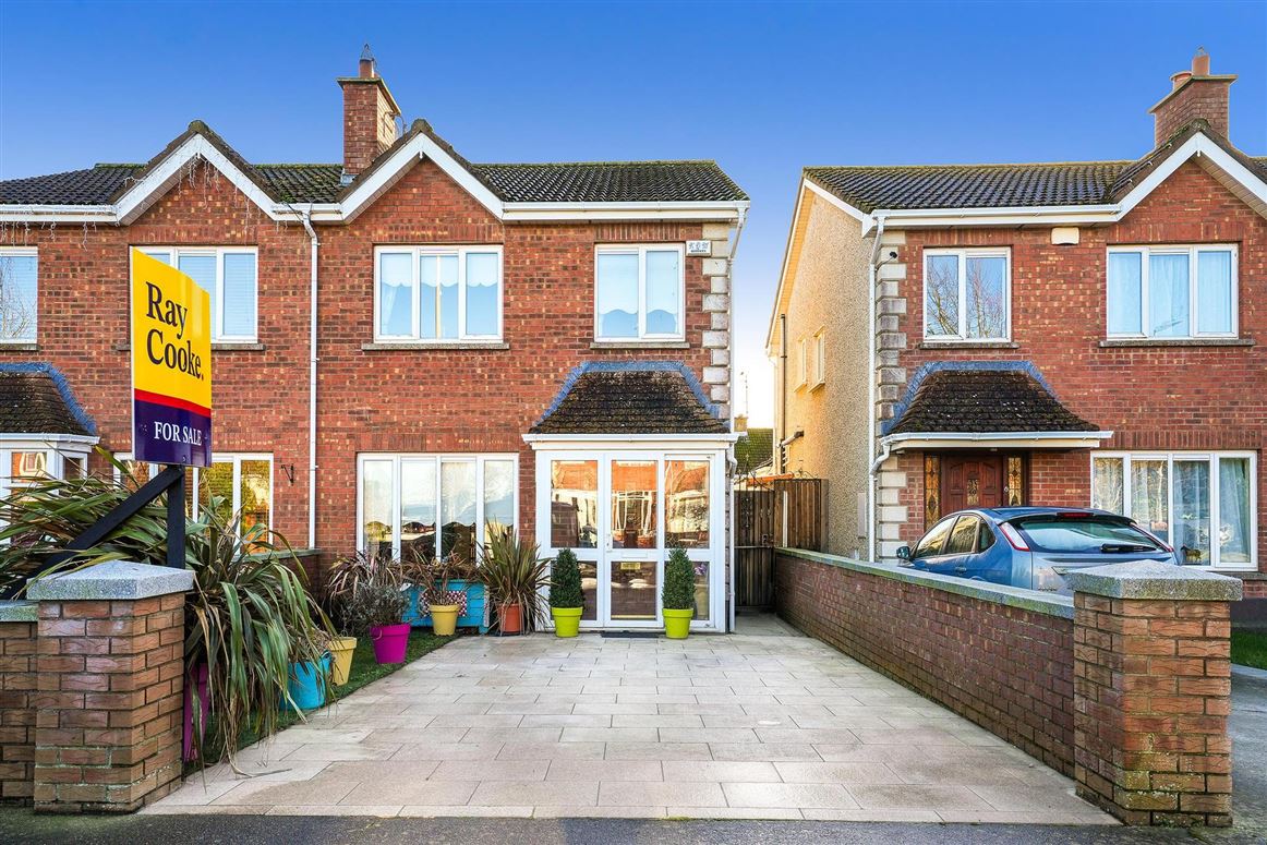 10 Broadfield Avenue, Rathcoole, Co. Dublin D
