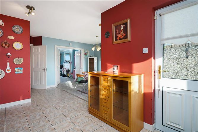 10 Broadfield Avenue, Rathcoole, Co. Dublin D