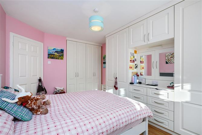 10 Broadfield Avenue, Rathcoole, Co. Dublin D