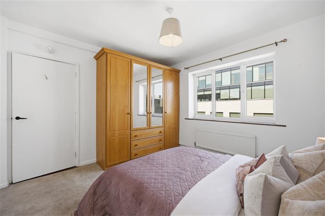  15 Court Apartments, Wilton Place, Dublin 2, D02 R282.