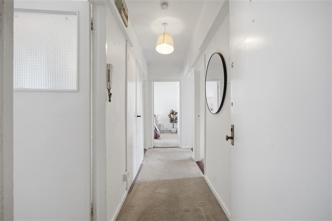  15 Court Apartments, Wilton Place, Dublin 2, D02 R282.