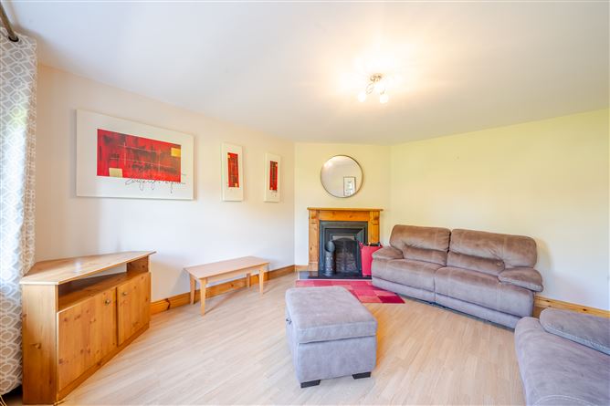 11 Elm Gardens, Balla, Mayo