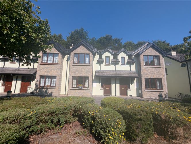 16 Mac Raghnaill Court, Lough Rinn Gortletteragh , Mohill, Leitrim