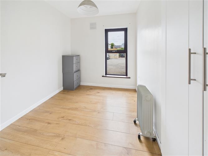 Photo 10 of 12 — Apt 9 Manor Court, Straffan Road, Maynooth, Kildare