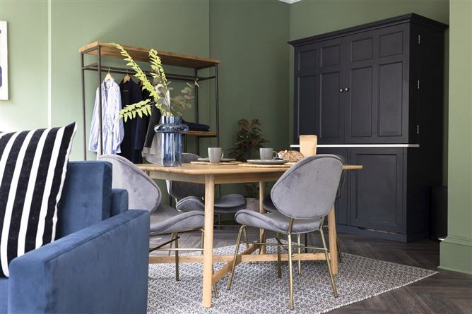 Sage & Navy,Edinburgh,City of Edinburgh,Scotland