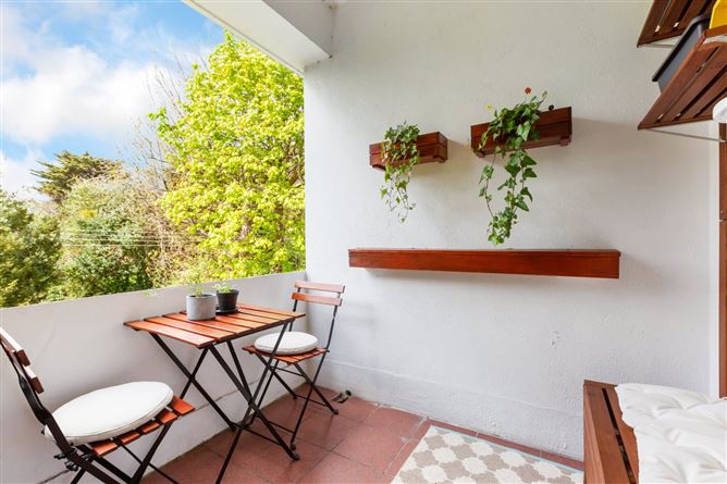 21 Riversdale Court, Queens Park, Monkstown, Co. Dublin