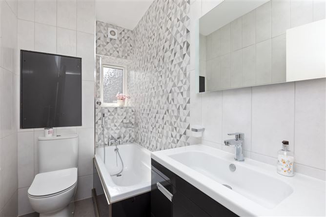 21 Riversdale Court, Queens Park, Monkstown, Co. Dublin