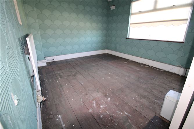 214 Cashel Road, Crumlin, Dublin 12