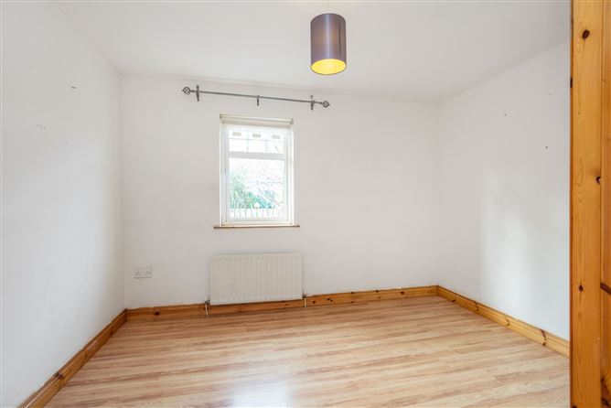 82 Lakeview, The Fair Green, Cavan