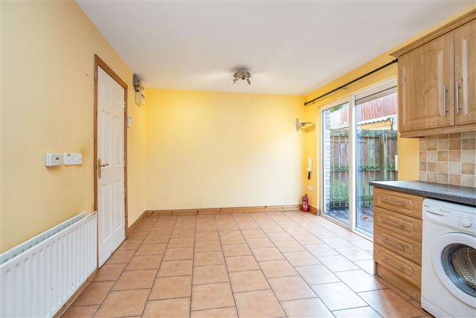 82 Lakeview, The Fair Green, Cavan