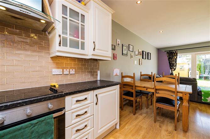 4 Castleview Walk, Artane, Dublin 5