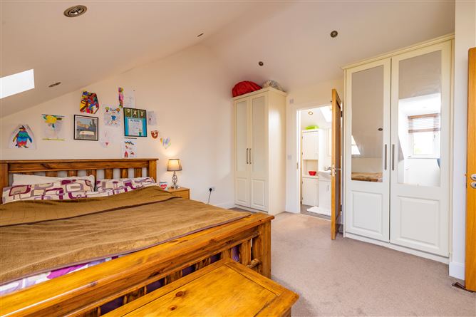4 Castleview Walk, Artane, Dublin 5