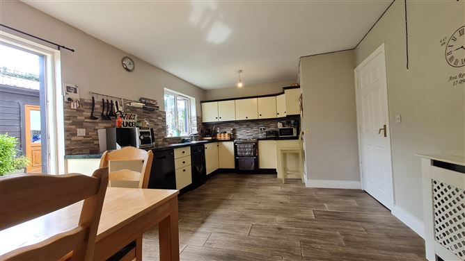52 Creagh Demesne, Gorey, Wexford