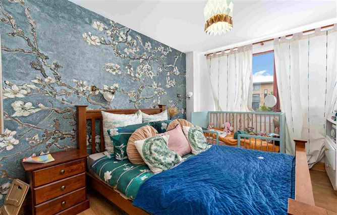 6 Castlegate Copse, Adamstown, Co. Dublin