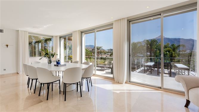 Spain, Marbella, Nueva Andalucia - 740-00403P