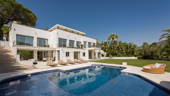 Spain, Marbella, Nueva Andalucia - 740-00403P