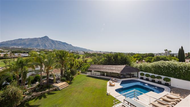 Spain, Marbella, Nueva Andalucia - 740-00403P