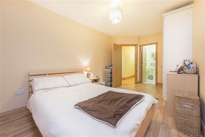 27 Woodbrook Square, Dublin 15, County Dublin