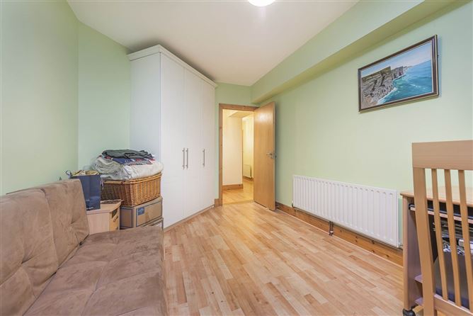 27 Woodbrook Square, Dublin 15, County Dublin