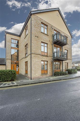 27 Woodbrook Square, Dublin 15, County Dublin