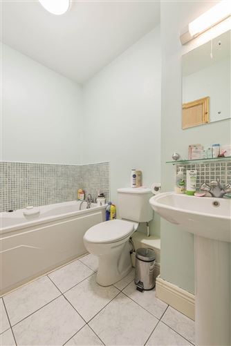 27 Woodbrook Square, Dublin 15, County Dublin