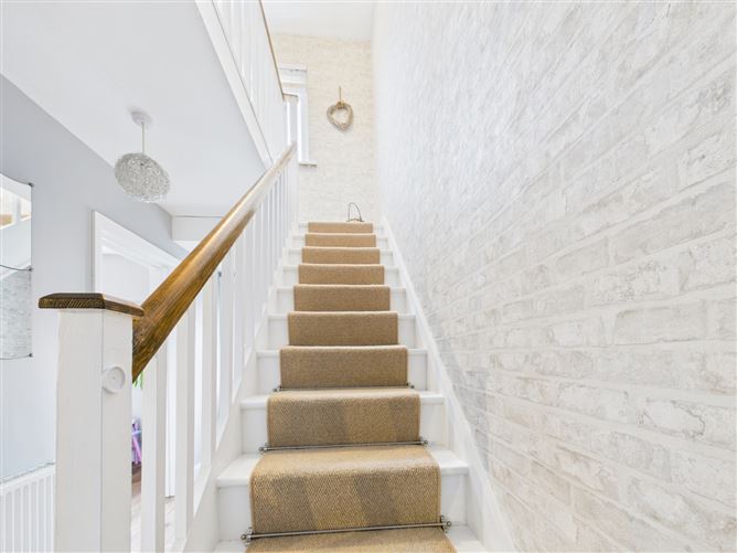 54 Roanmore Park, Waterford