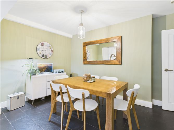 54 Roanmore Park, Waterford