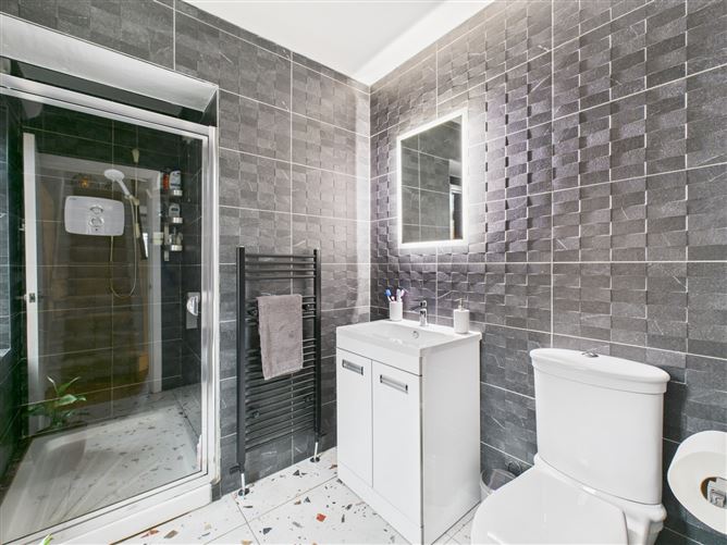 54 Roanmore Park, Waterford