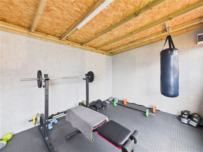 54 Roanmore Park, Waterford