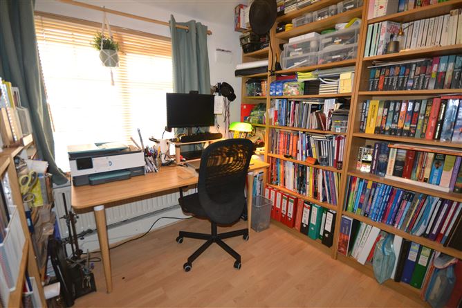 62 Drumfinn Avenue, Ballyfermot,   Dublin 10