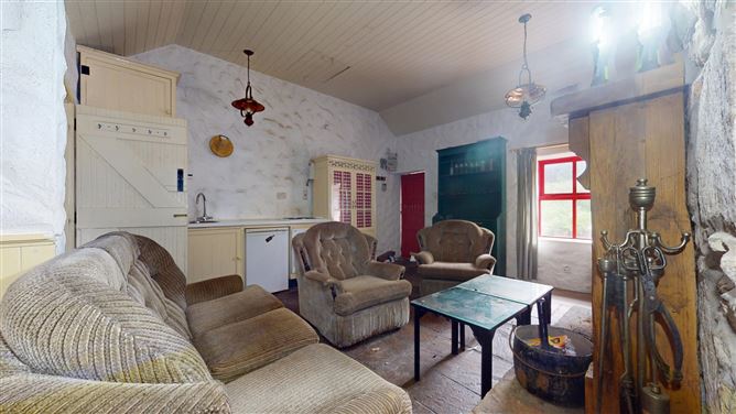 Halliwell Cottage, Greenans, Ross, Castlebar, Co. Mayo