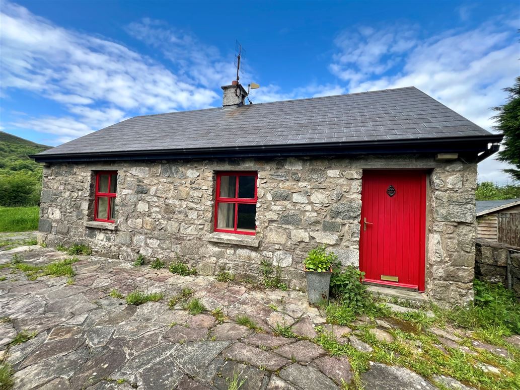 Halliwell Cottage, Greenans, Ross, Castlebar, Co. Mayo