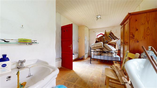 Halliwell Cottage, Greenans, Ross, Castlebar, Co. Mayo