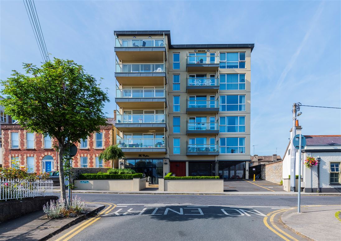 Apartment 16, THE CROFTON, 15/16 George's Place, Dun Laoghaire,   County Dublin