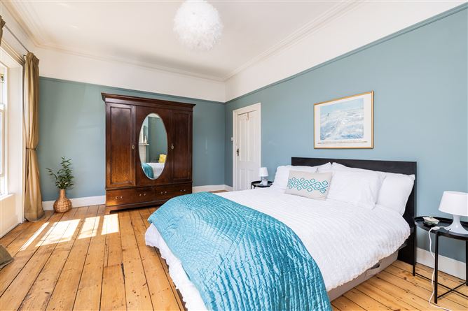 https://photos-a.propertyimages.ie/media/1/1/9/4927911/a19ff42e-cd69-4579-9fe5-0643bb6c88b8_l.jpg