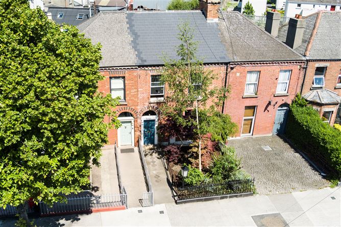 https://photos-a.propertyimages.ie/media/1/1/9/4927911/a19ff42e-cd69-4579-9fe5-0643bb6c88b8_l.jpg