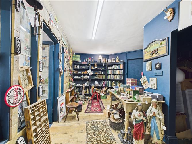 Photo 15 of 19 — The Antique Loft, Barrack Street, Clarecastle, Clare