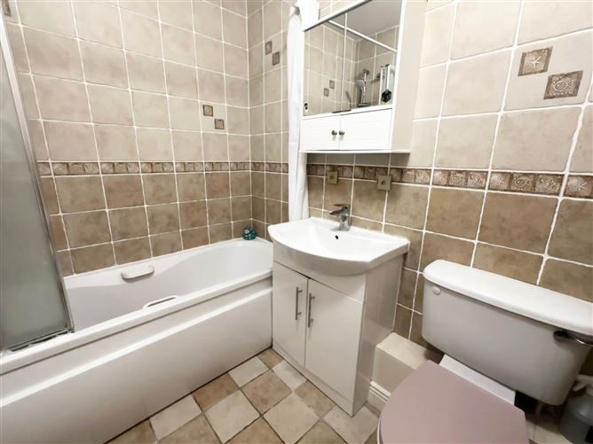 68 Orchard Way, Ayrfield, Dublin 13