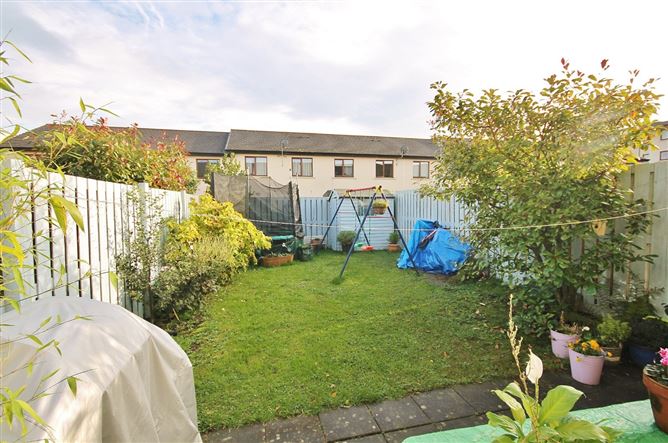 5 Castlegate Chase, Adamstown, Lucan, Co. Dublin