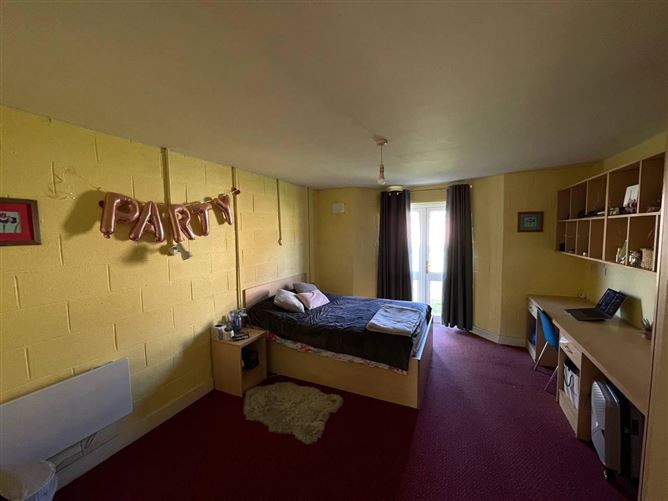 68 Cratloe Student Village, Old Cratloe Road, City Centre (Limerick), Limerick City