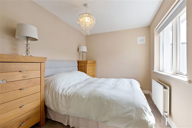 Thorncliff, 1A Castle View, Dundrum, Dublin 16