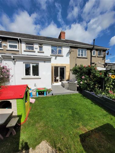 93 Iveragh Road, Whitehall, Dublin