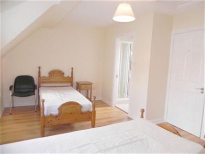 23 Forster Place, Bothar Ui Uithar, Galway City