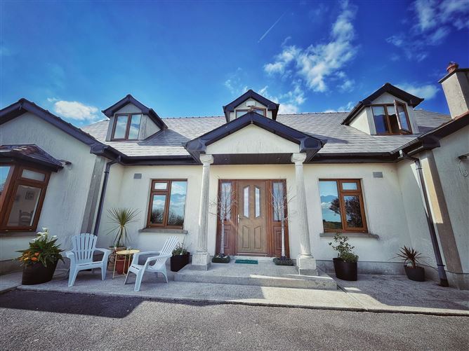 https://photos-a.propertyimages.ie/media/1/2/0/4922021/898e46d7-0bbc-47bd-88c9-43462a62dba3_l.jpg