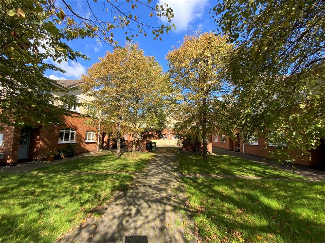 6 Woodlands Court, Arklow, Wicklow