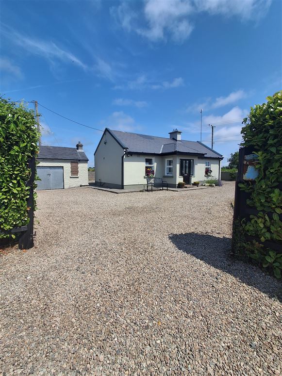 Neídín Cottage, Ballinacurra, Croagh, Limerick