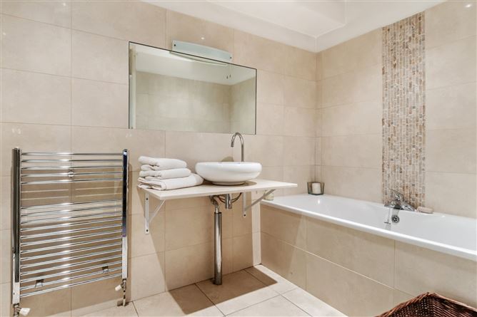 6 The Ramparts, Victoria Road, Rathgar, Dublin 6