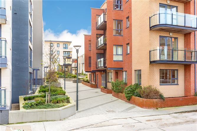 Main image for 3 Harbour Court,George's Place,Dun Laoghaire,A96 XN75