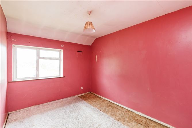 102 Briarfield Road, Kilbarrack, Dublin 5.